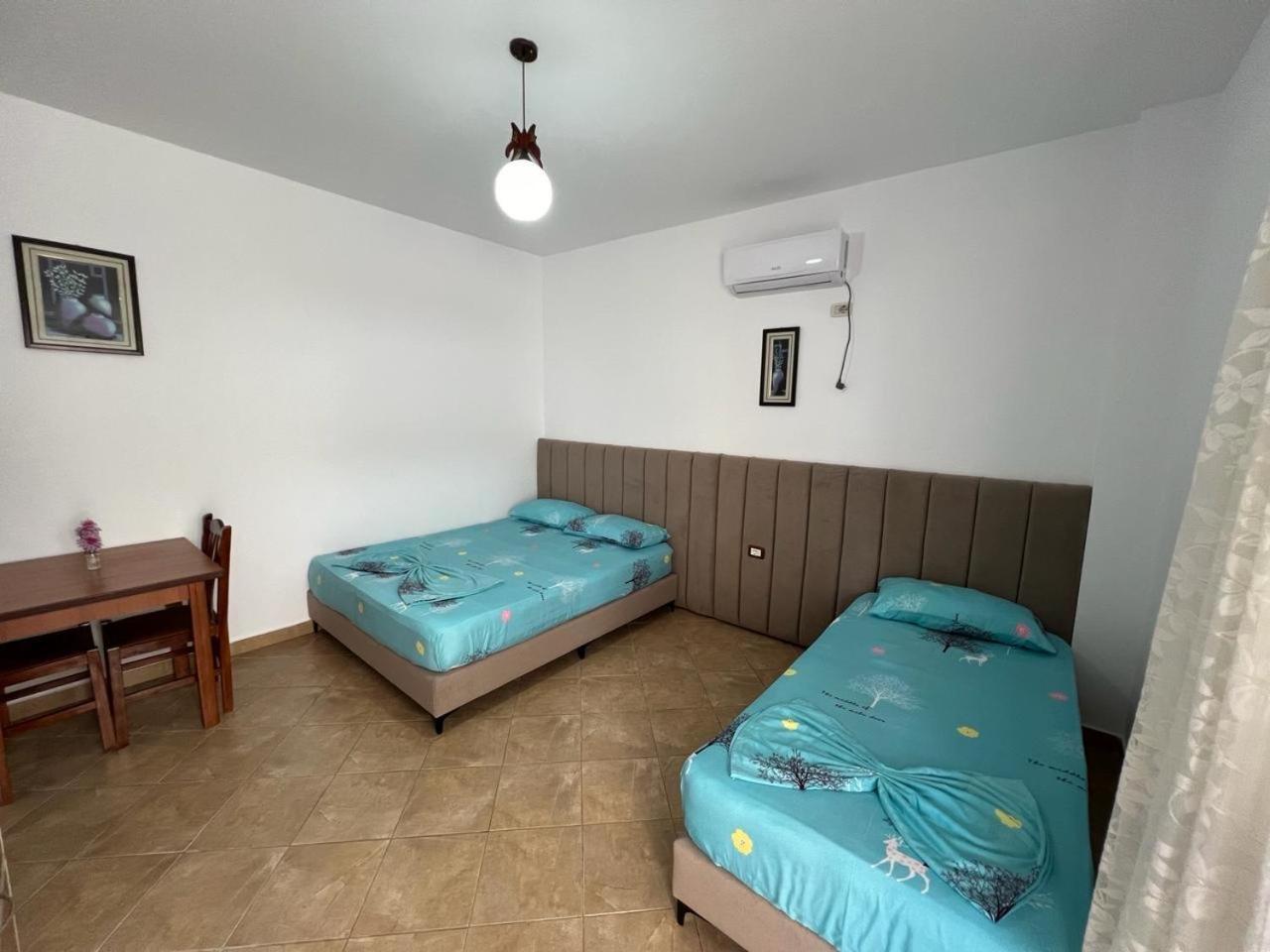 Vakantiehuis Armando Home-free Parking Included Vlorë