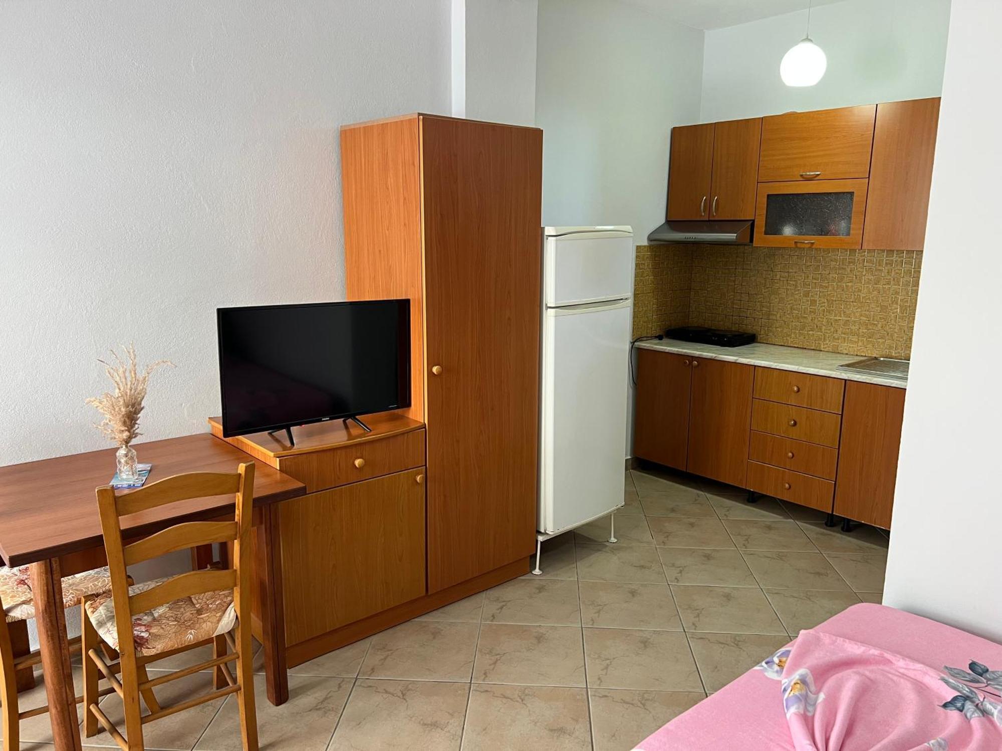 Armando Home-free Parking Included * Vlorë